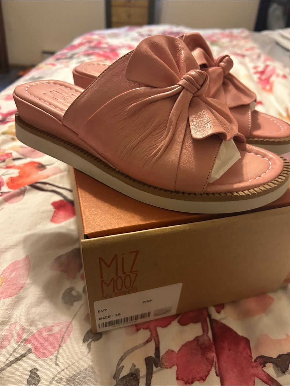 Miz Mooz Evy Knotted Slide Sandal in Blush Pink